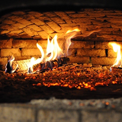 Einschießen der Brote und Brioches - Ecomusée maison Michaud