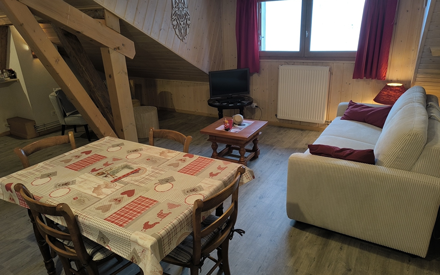Appartement en maison mitoyenne - R522BAI00