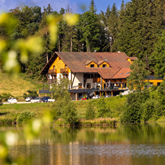 Hôtel L'Etang Du Moulin by Céline - BONNETAGE