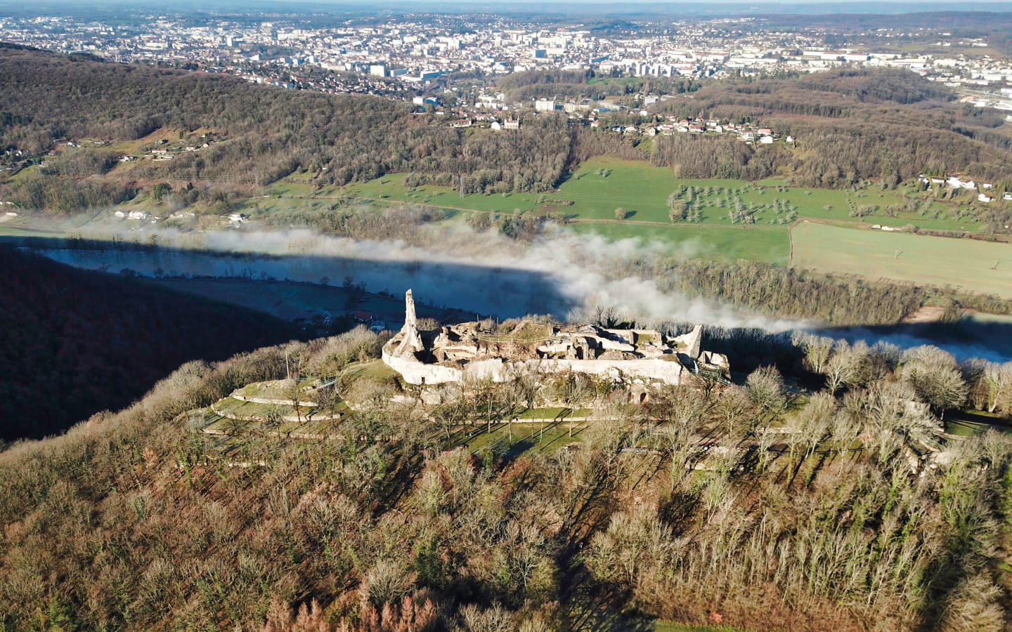 Château médiéval de Montfaucon