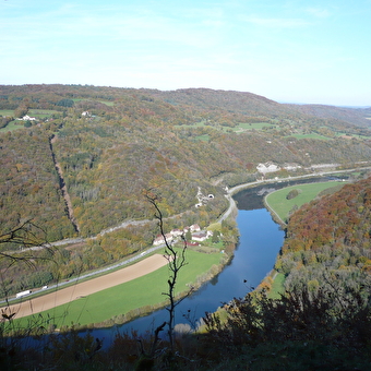 Circuit de randonnee pedestre - la vallee du doubs - BAUME-LES-DAMES