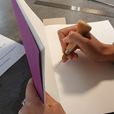 Schnupperkurs 'Linogravure & Cahier d'écolier' (Linolschnitt & Schulheft)