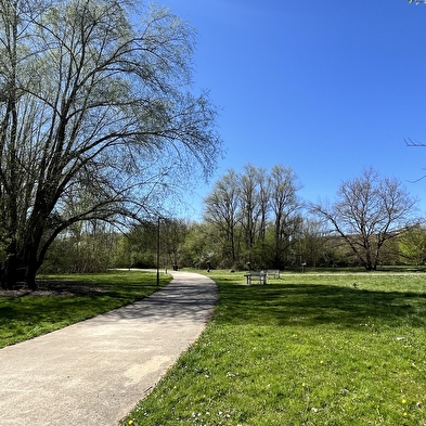 Rundgang durch das Fort Lachaux