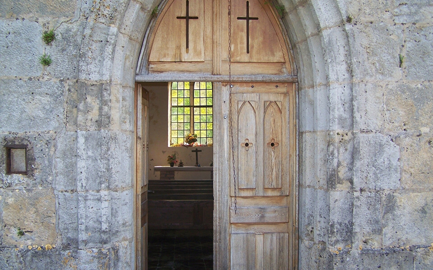 Pfad Entdeckung der zwei Quellen - Val de Cusance