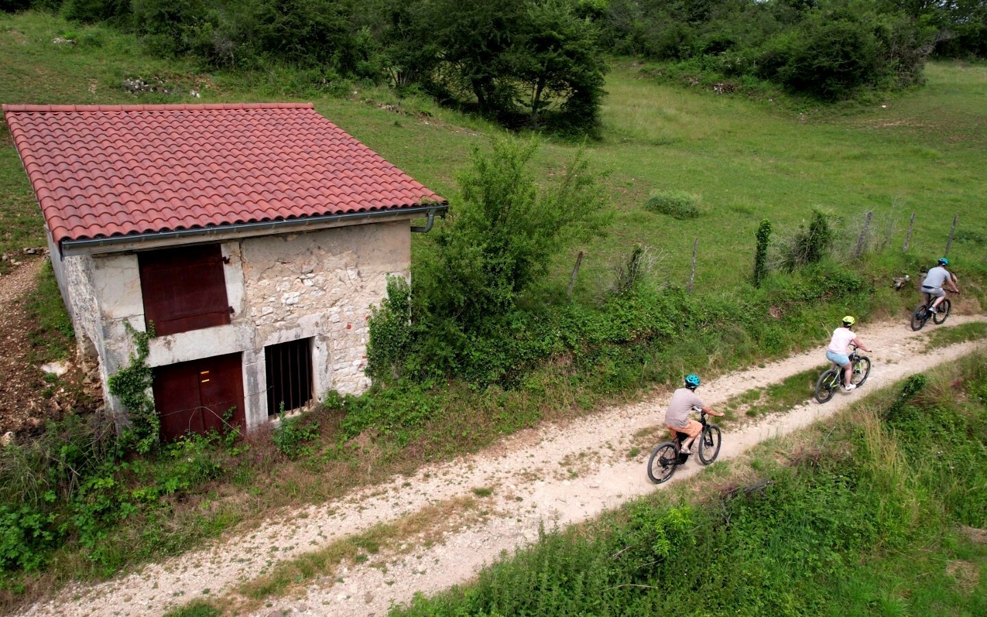 Vaingabond - Location vélos, vélos électriques et paddles