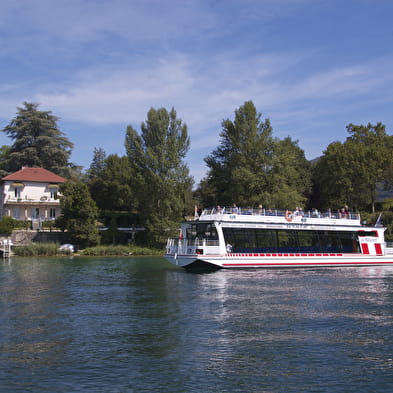 Croisières au départ de Lavours avec Bateaucanal