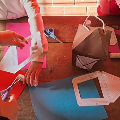 Familienworkshop - 'Leuchte meine Laterne'.