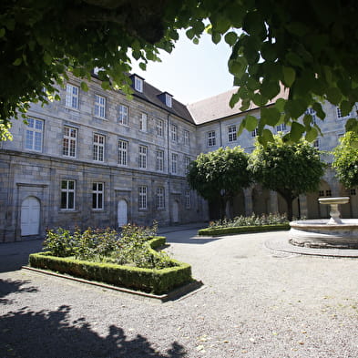 Le lycée Victor Hugo à l'épreuve de la guerre