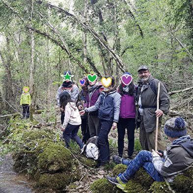FAMILIENAUSFLUG IN DIE NATUR
