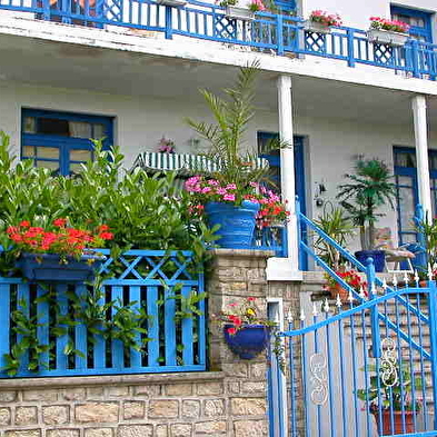 La Maison Bleue