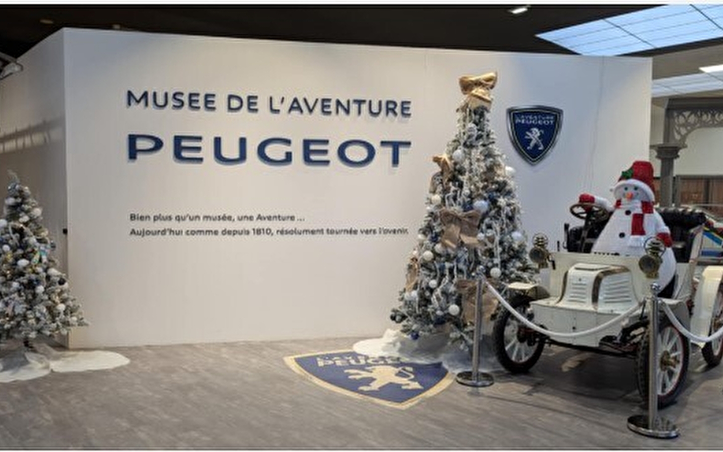 Weihnachtszauber im Musée de l'Aventure Peugeot!