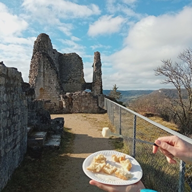 Die Fondues der Wanderung zum Castel Saint-Denis ( Nacht ) // ANNULEE