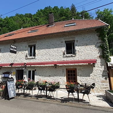 Les Chambres d'hôtes de la Source Bleue
