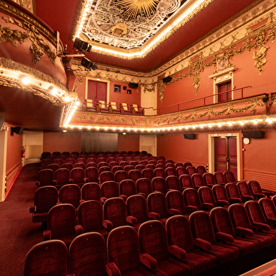 Cinéma - Théâtre André Dussolier
