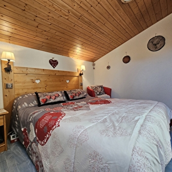 La Halle - Studio en résidence - P222ROB00 - PREMANON