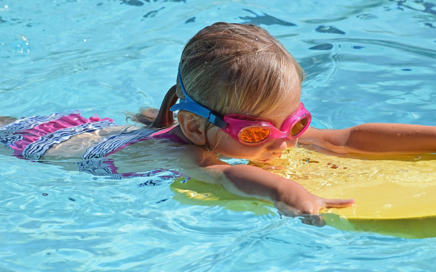 Mini-Kinderschwimmkurs (Anfänger)