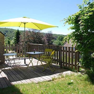 Résidence Les Frênes - Chalet dans un hameau du Bugey