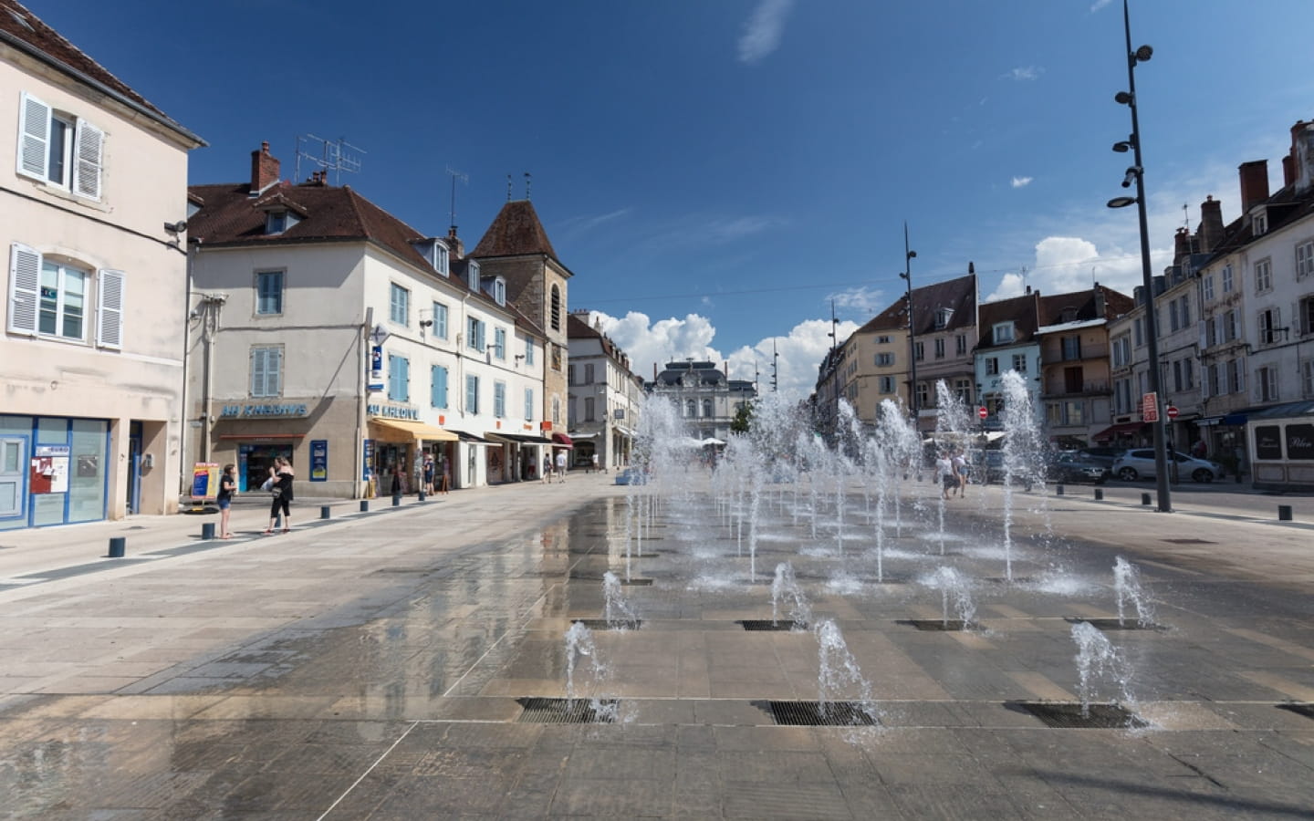 Entdeckung der Altstadt von Lons