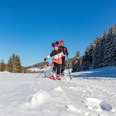 Schneeschuh-Eskapade in der Station Les Rousses