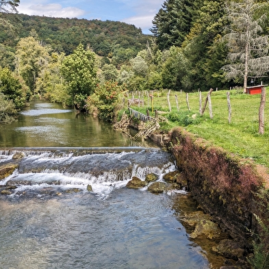 Das Val de Cusance (Variante über das Kreuz von Saint-Erminfroi) 