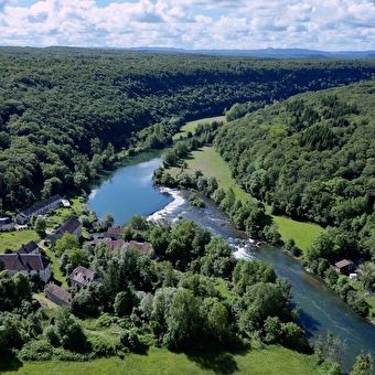 Mauern und Flüstern - CHENECEY-BUILLON