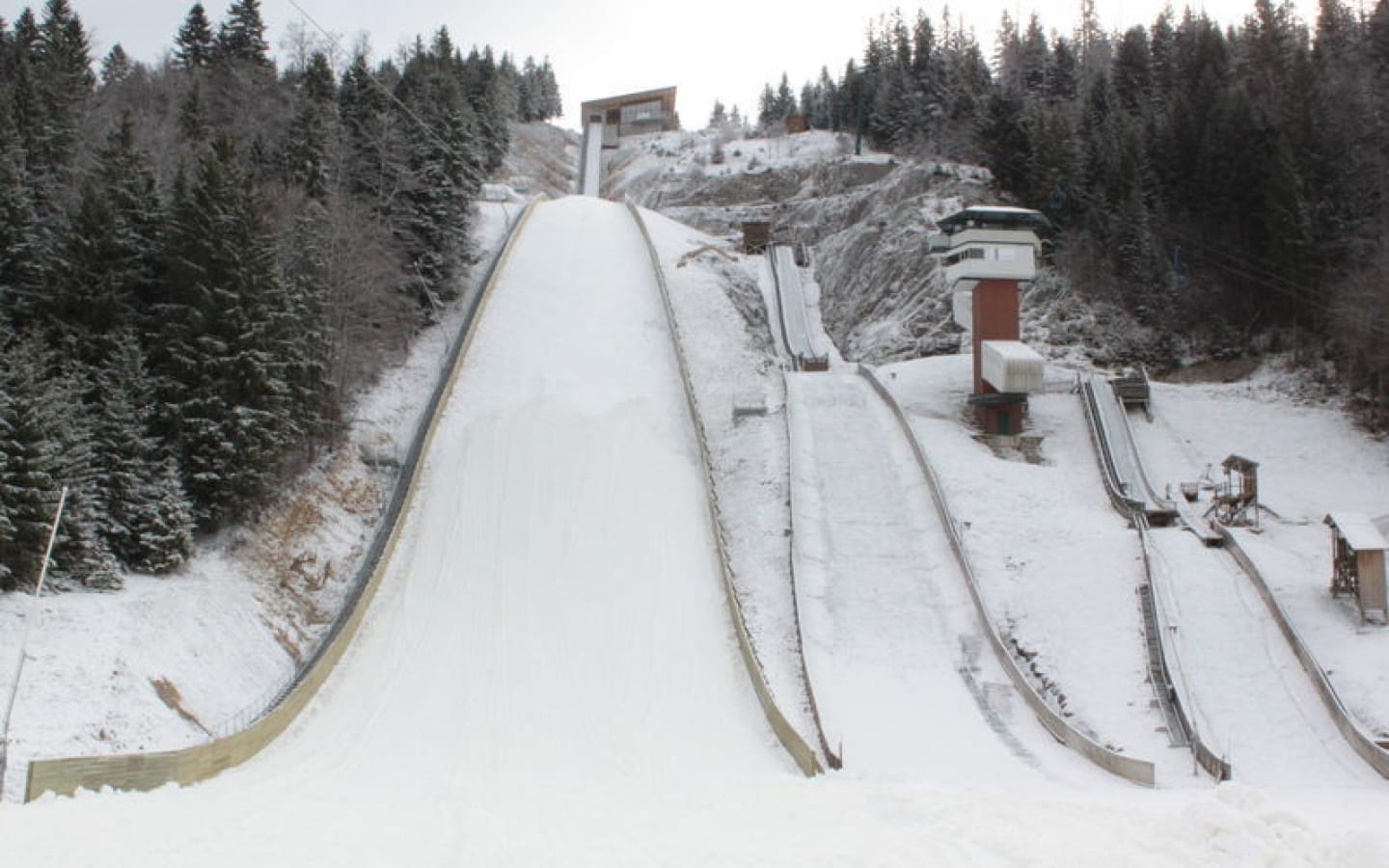 Rund um die Sprungschanzen von Chaux-Neuve