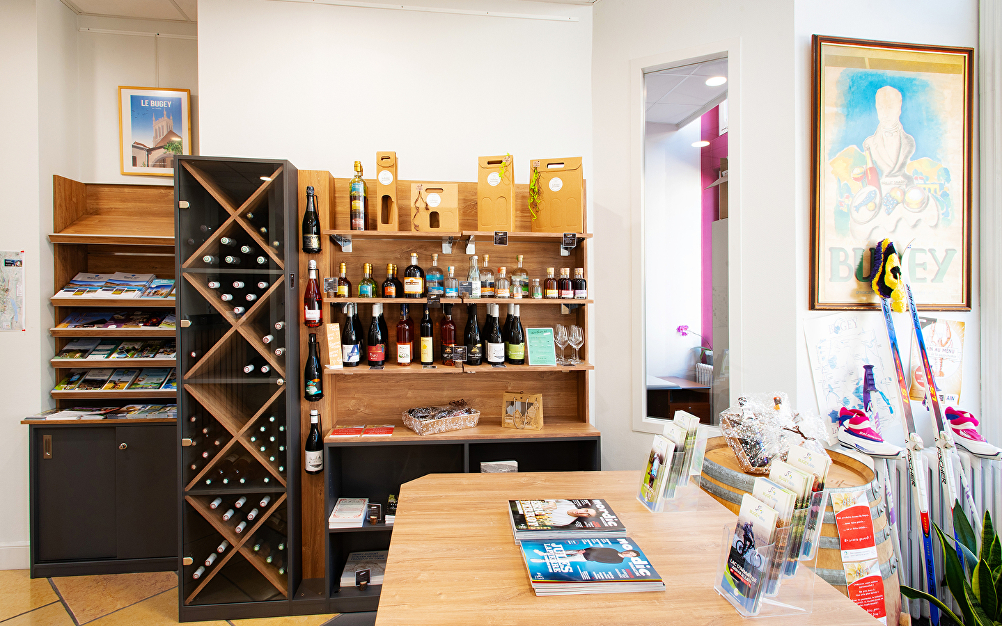 La boutique de l'Office de Tourisme Bugey Sud Grand Colombier