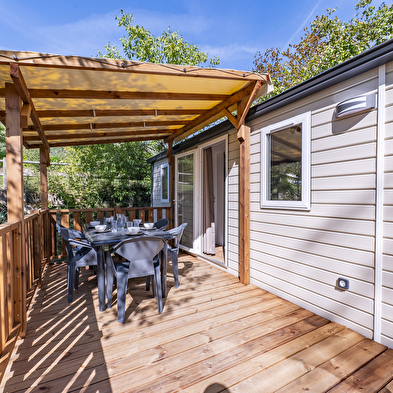 Cottage au Camping Paradis des Gorges du Haut Bugey