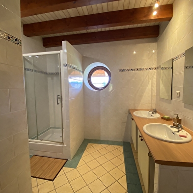 Entre Lacs et Sapins