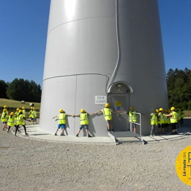 Führung durch die Bürgerwindkraftanlage in Chamole