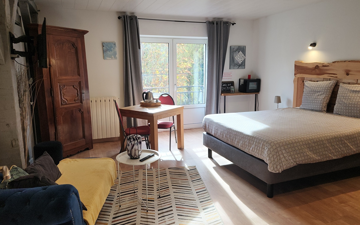 Les Chambres d'hôtes de la Source Bleue