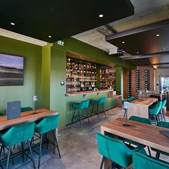 Au Domaine - Caviste et Bar - PONTARLIER
