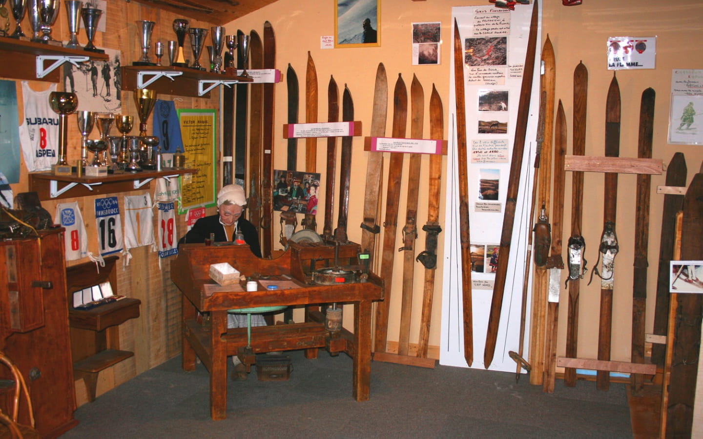Musée du Ski et de la Tradition Rousselande