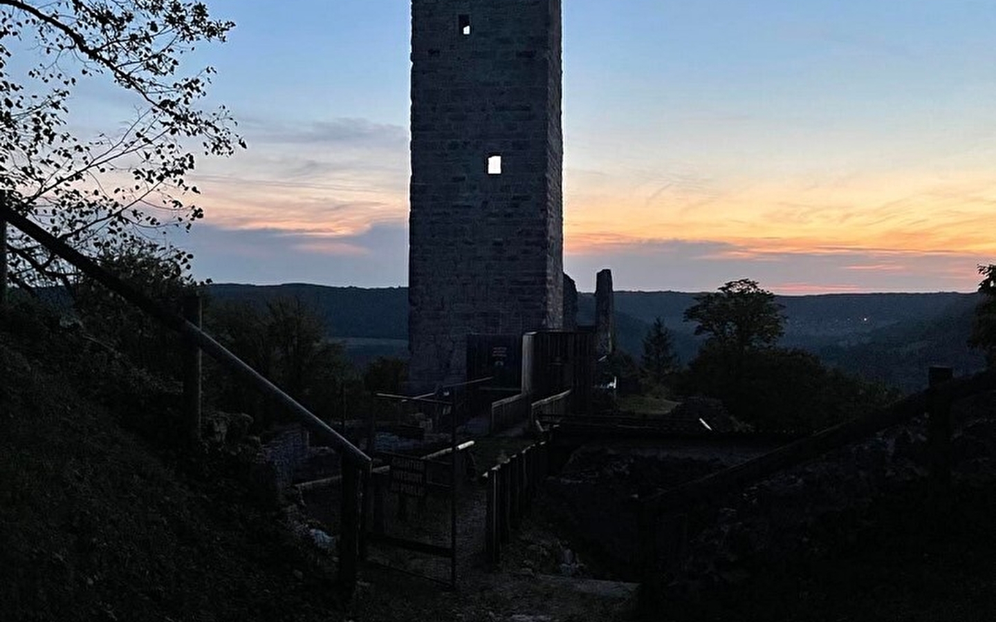 Apéro - Sonnenuntergang im Castel St-Denis