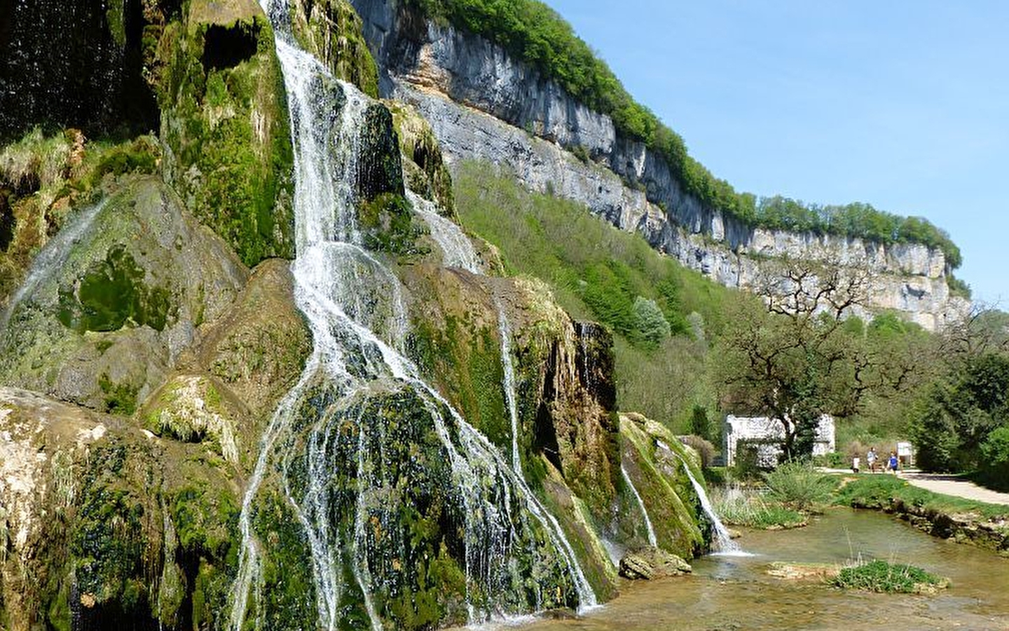 AUSFLUG IN DEN JURA
